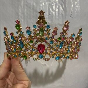 👑 Tiara - Multicolor Gemstone